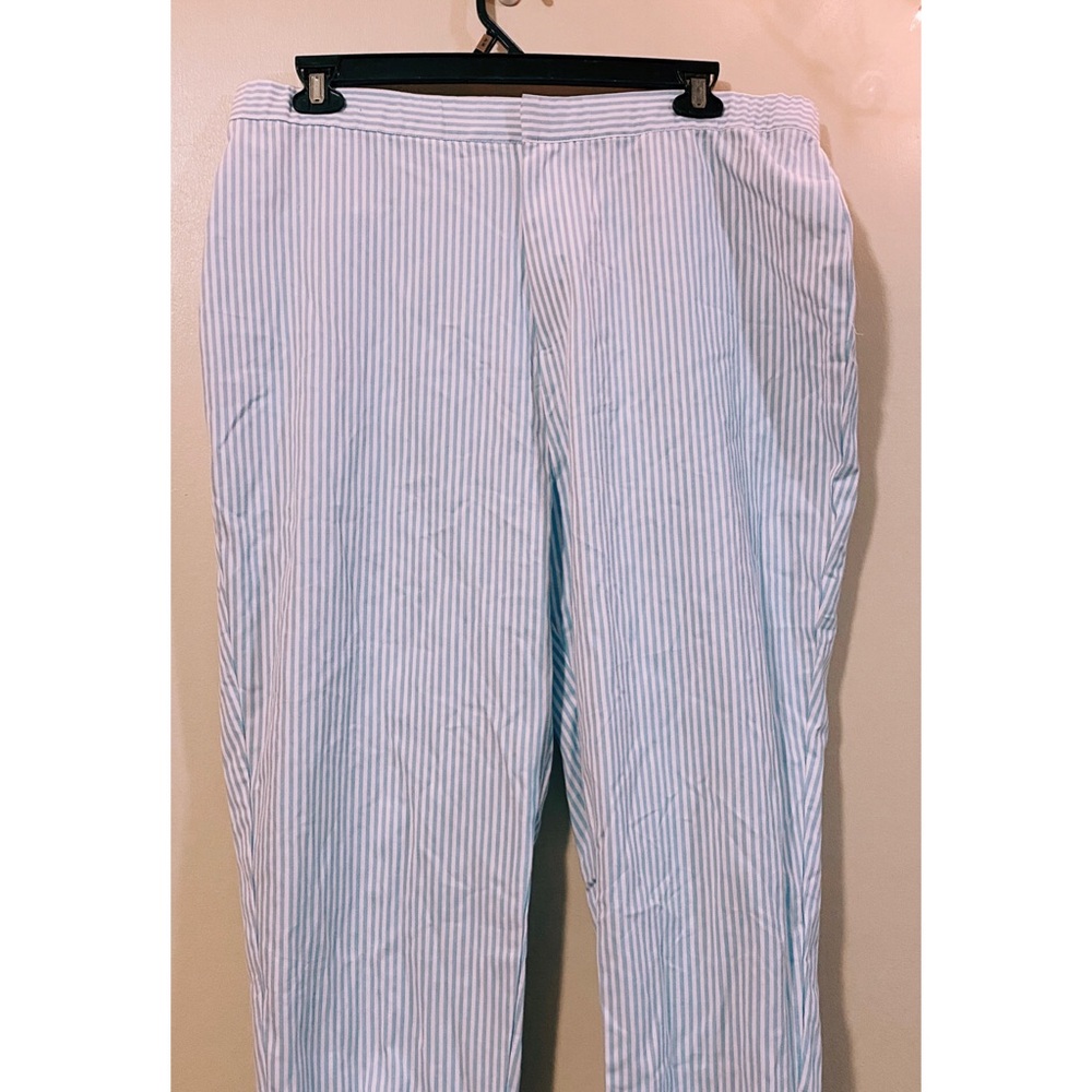🌿 2 for $15: NWOT Forever 21 Plus Stripes Pant